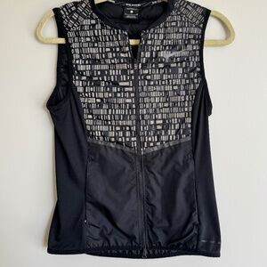 Nike reflective running vest
